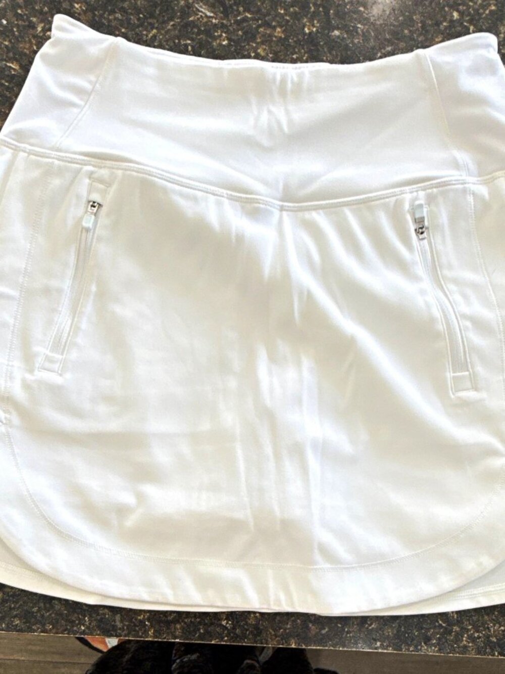 Athleta Fairway Women's Golf Skort XS White Pull-On Stretch Built-In Shorts